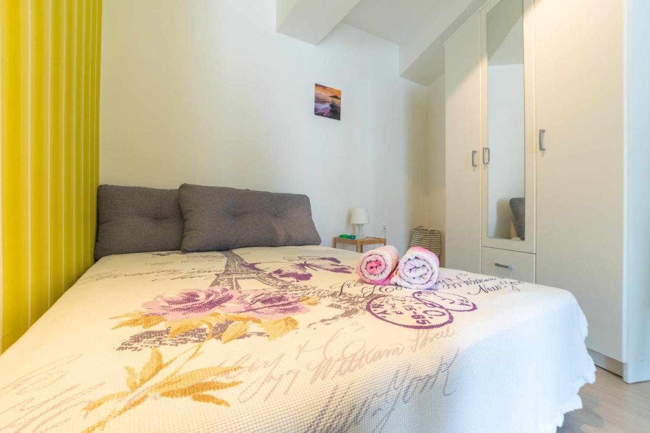 • Charming ǀ Near City Mall ǀ 1Br • Apartment Skopje Bagian luar foto