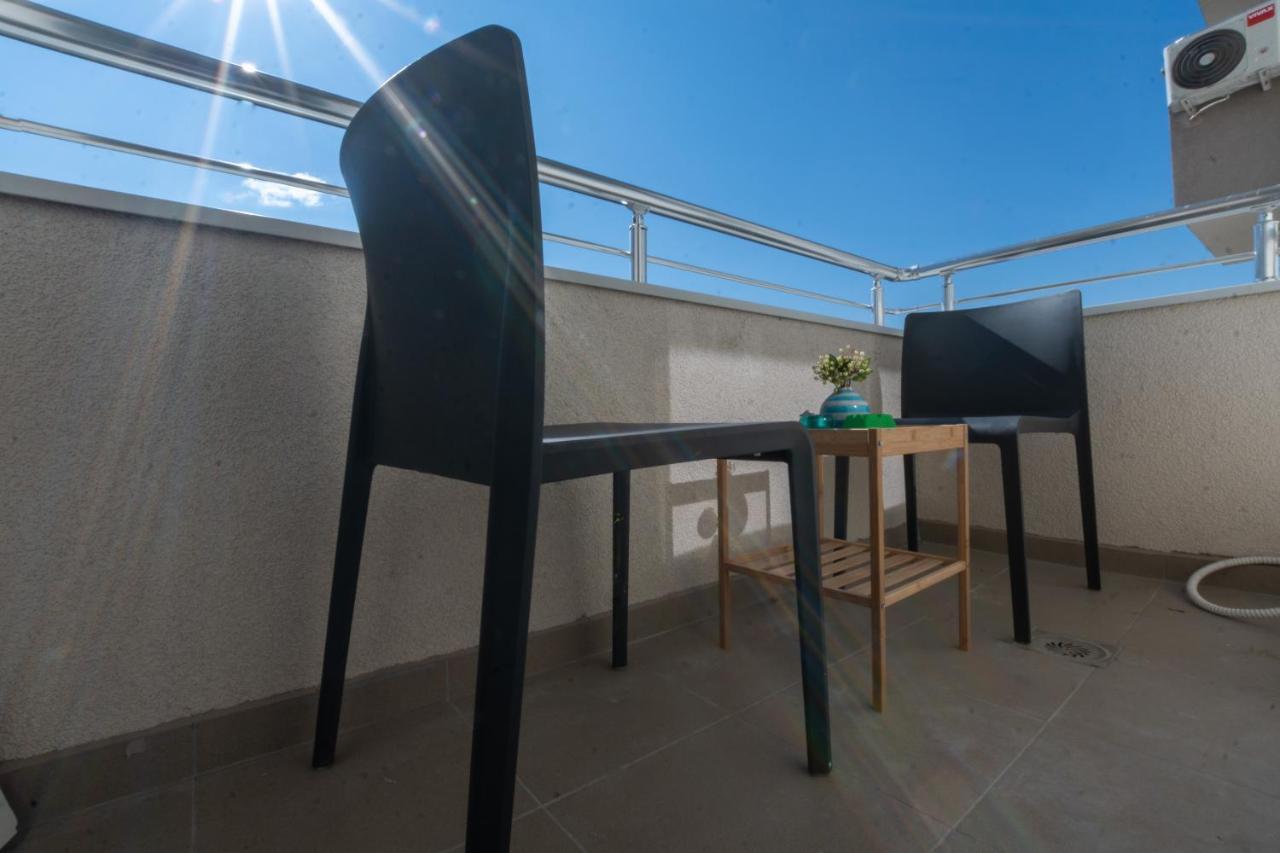 • Charming ǀ Near City Mall ǀ 1Br • Apartment Skopje Bagian luar foto